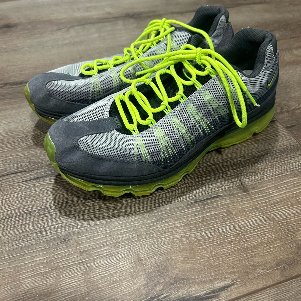 Men’s Nike air max